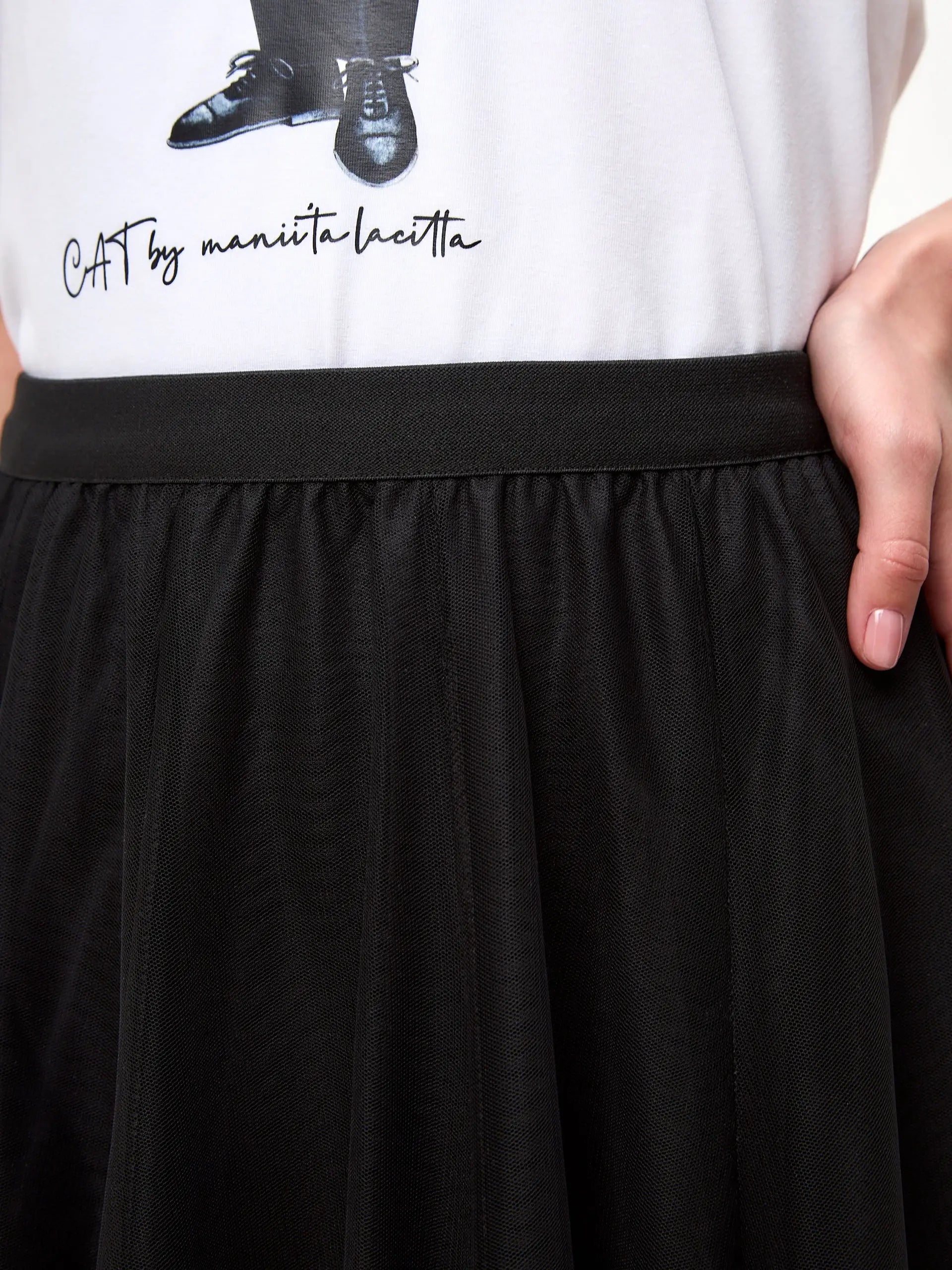 Basic Set: Women’s White T-shirt with a Dandy Cat and Black Tulle
