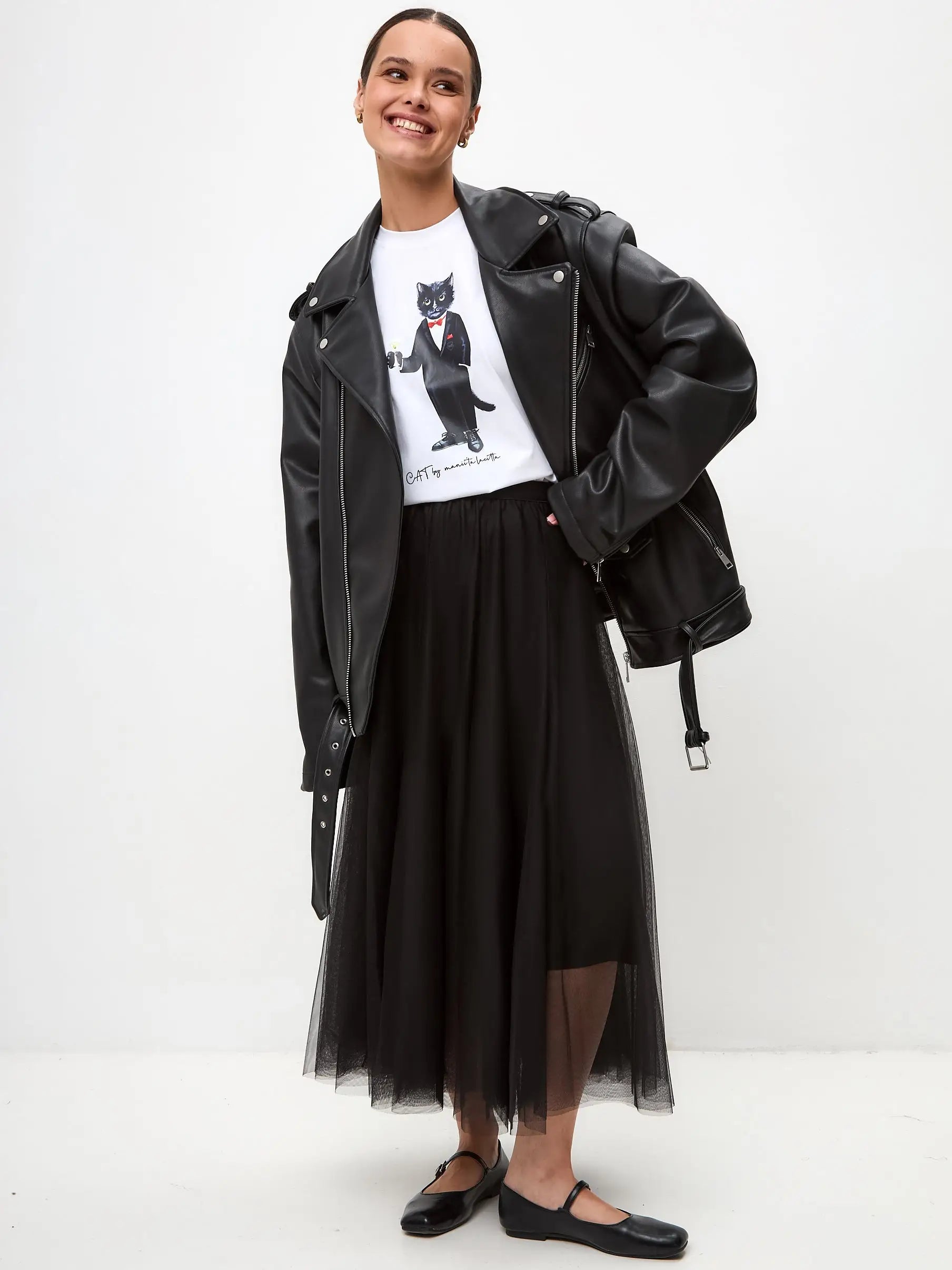 Basic Set: Women’s White T-shirt with a Dandy Cat and Black Tulle