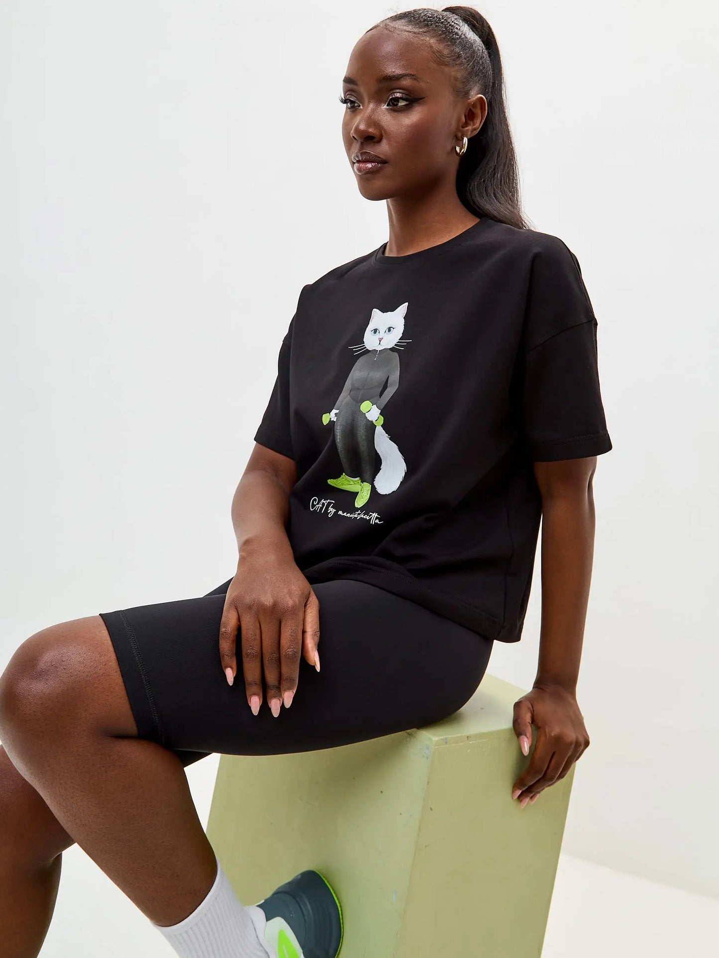 Black Short Oversized T-shirt Sport Cat | T-shirt For Cat Lovers