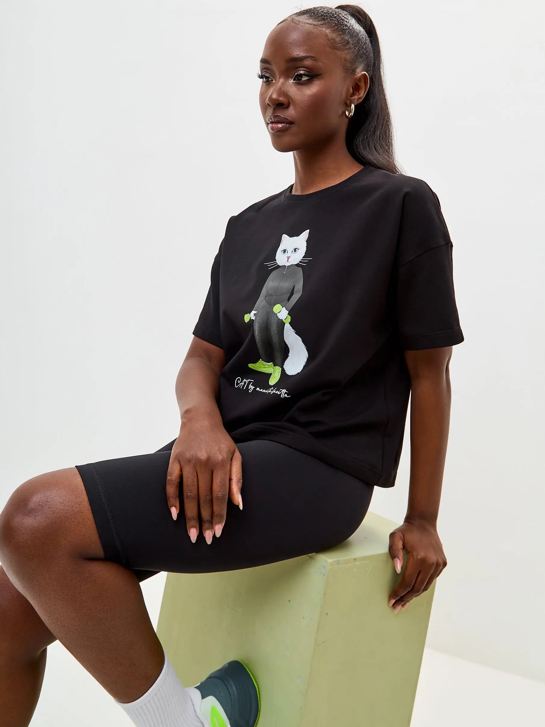 Black Short Oversized T-shirt Sport Cat | T-shirt For Cat Lovers