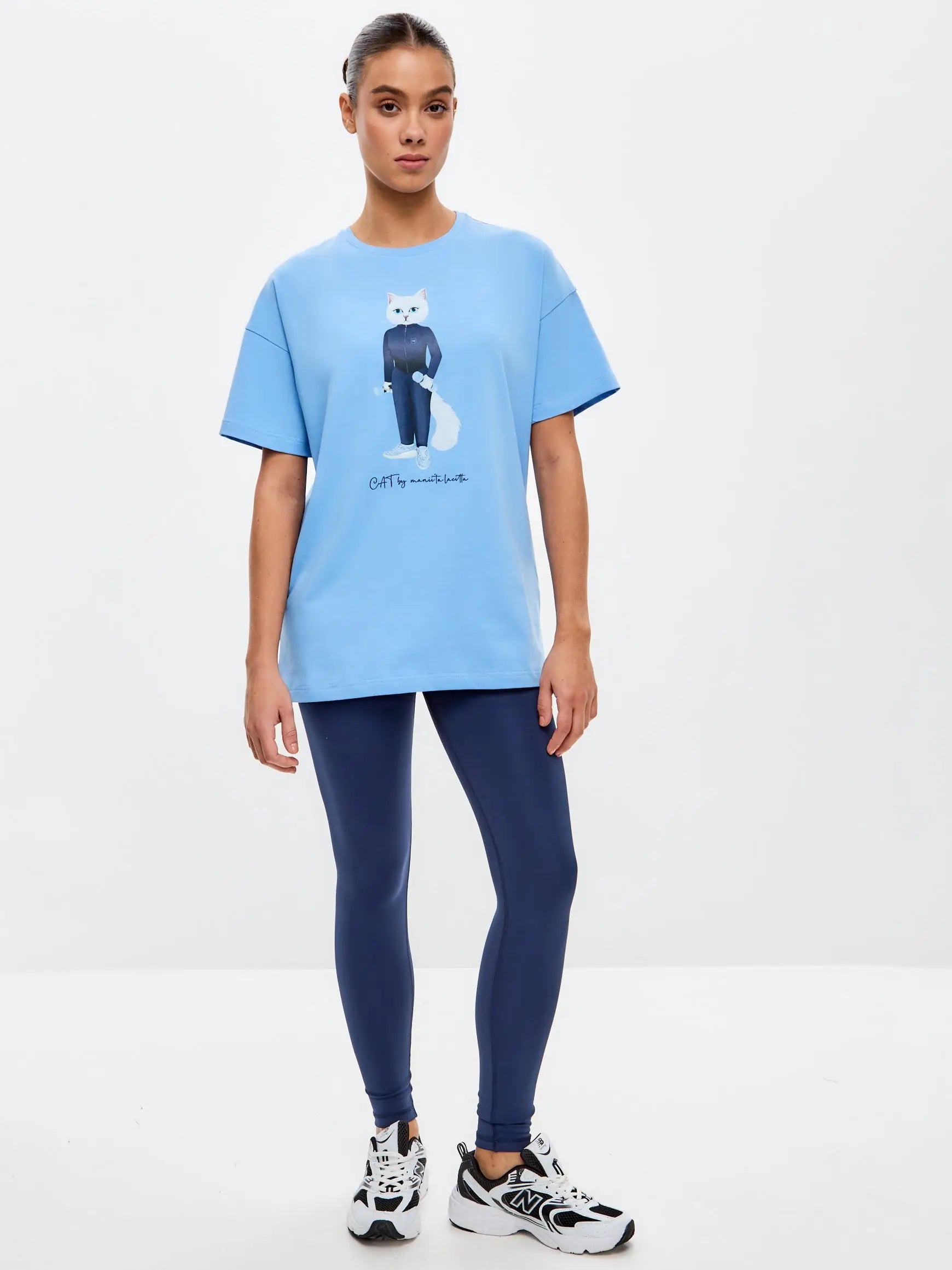 Blue T-shirt Sport White Cat | T-shirt For Cat Lovers | Cat e Lolette