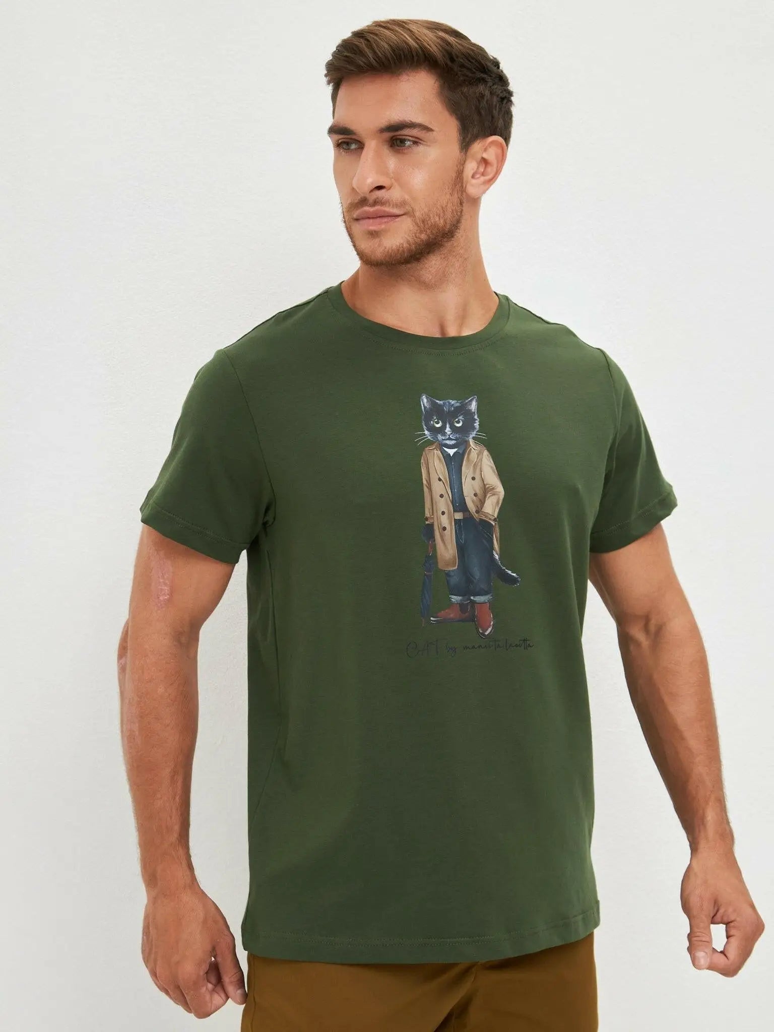 Olive T-shirt Trench Coat Cat | T-shirt For Cat Lovers | Cat e Lolette