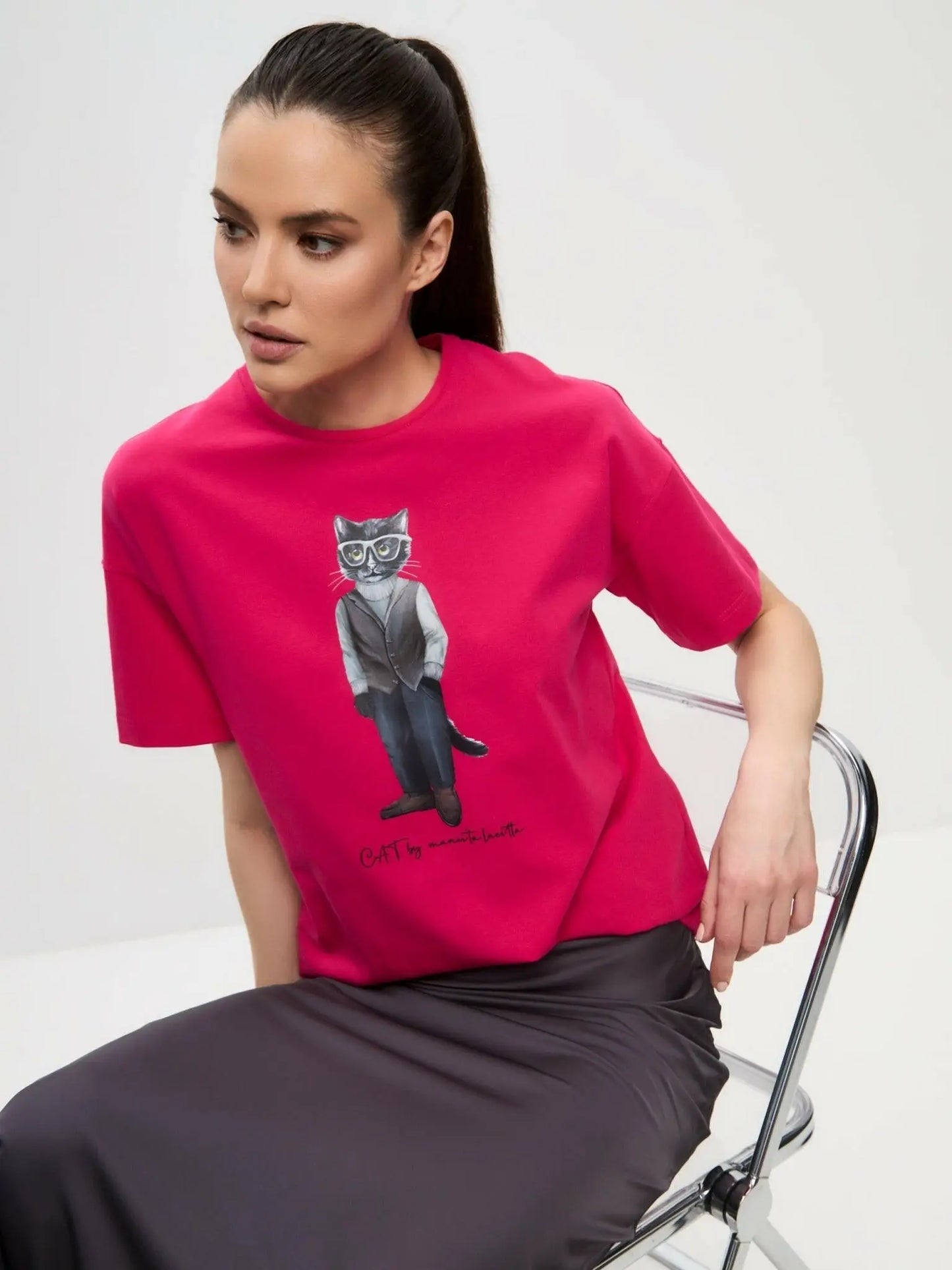 Pink Oversized T-shirt Minimalist Cat | T-shirt For Cat Lovers | Cat