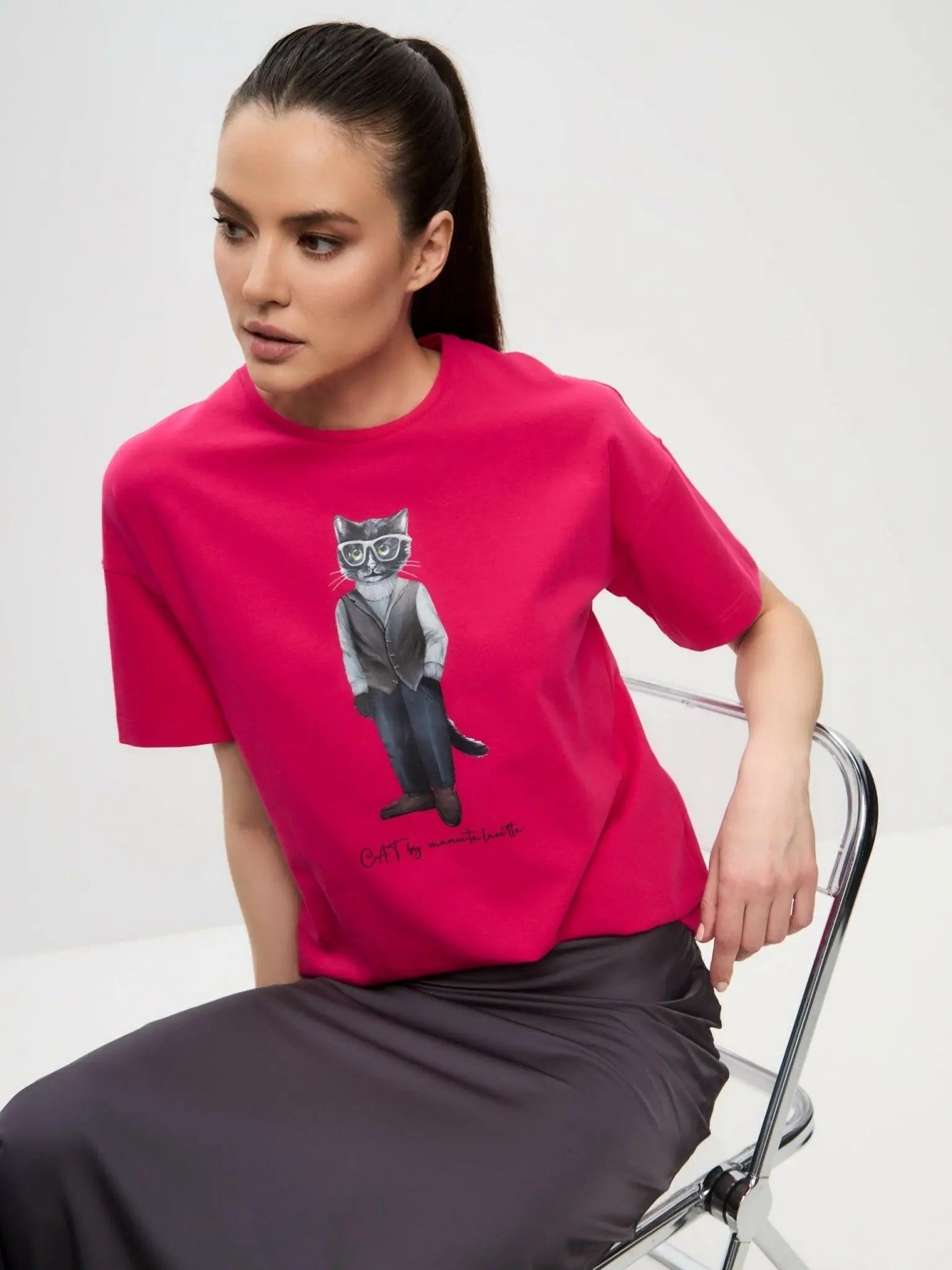Pink Oversized T-shirt Minimalist Cat | T-shirt For Cat Lovers | Cat