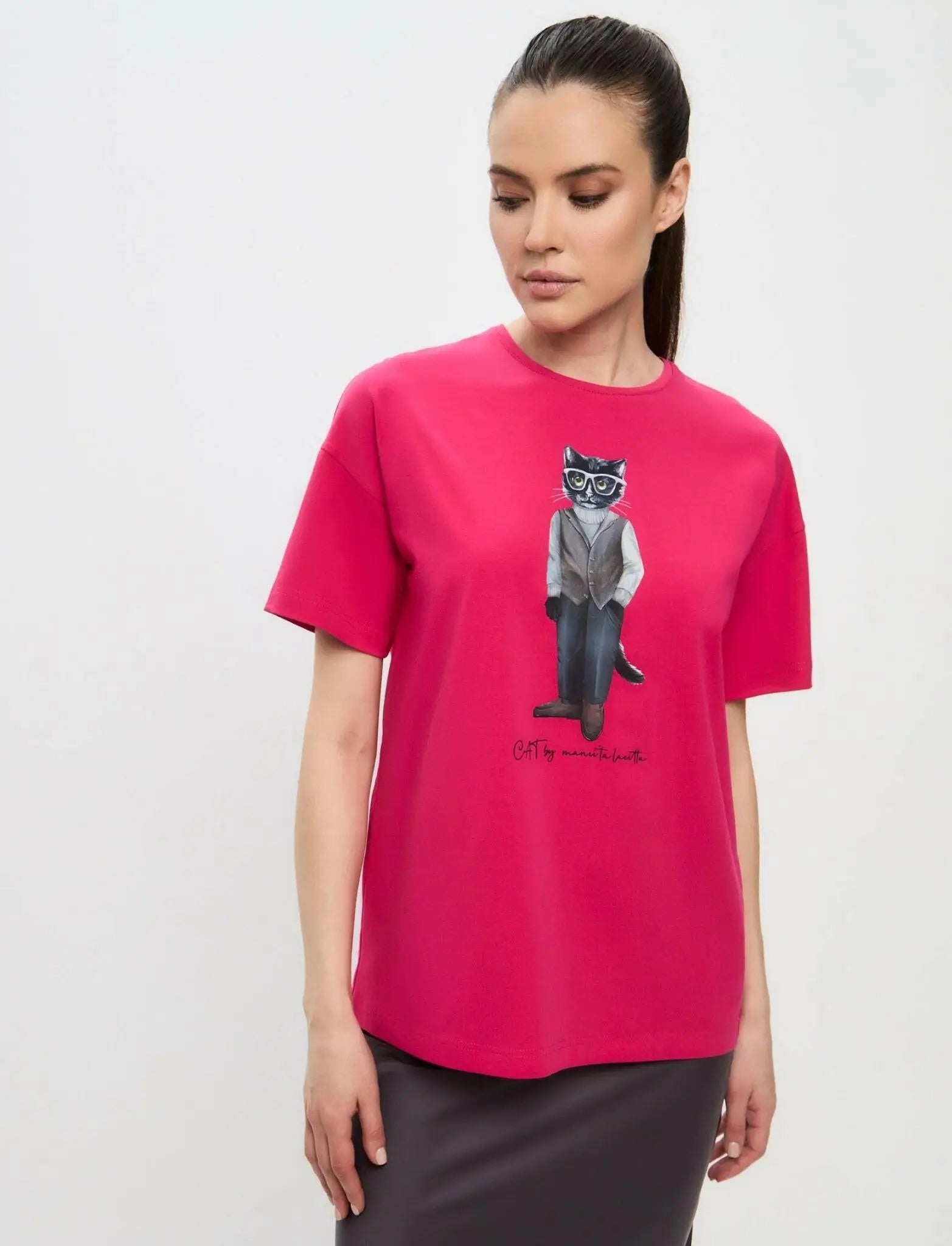 Pink Oversized T-shirt Minimalist Cat | T-shirt For Cat Lovers | Cat