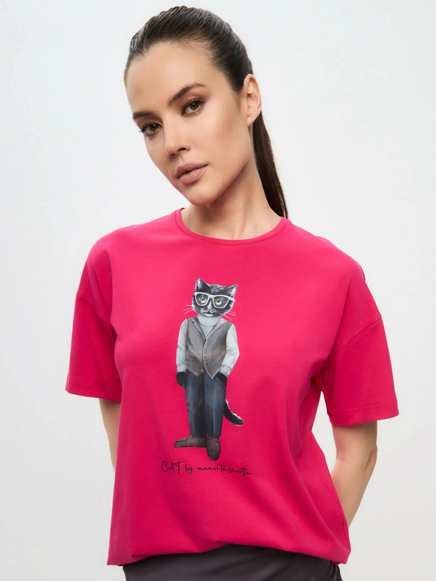Pink Oversized T-shirt Minimalist Cat | T-shirt For Cat Lovers | Cat