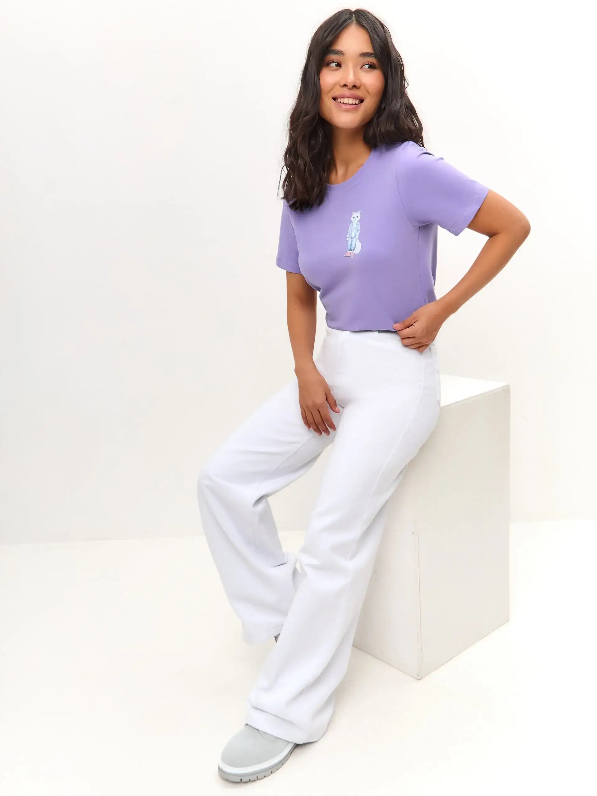 Purple T-shirt Country White Cat | T-shirt For Cat Lovers | Cat e
