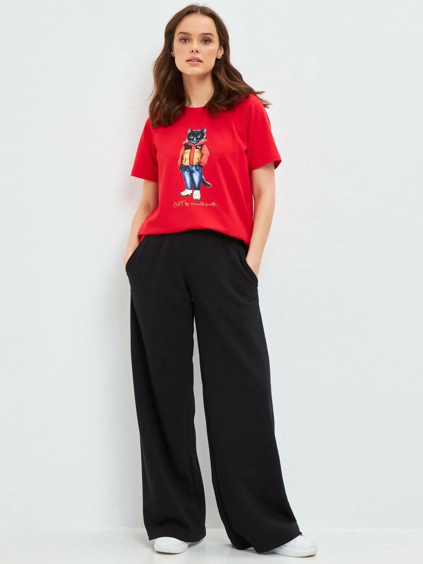 Red T-shirt Sport Casual Cat | T-shirt For Cat Lovers | Cat e Lolette