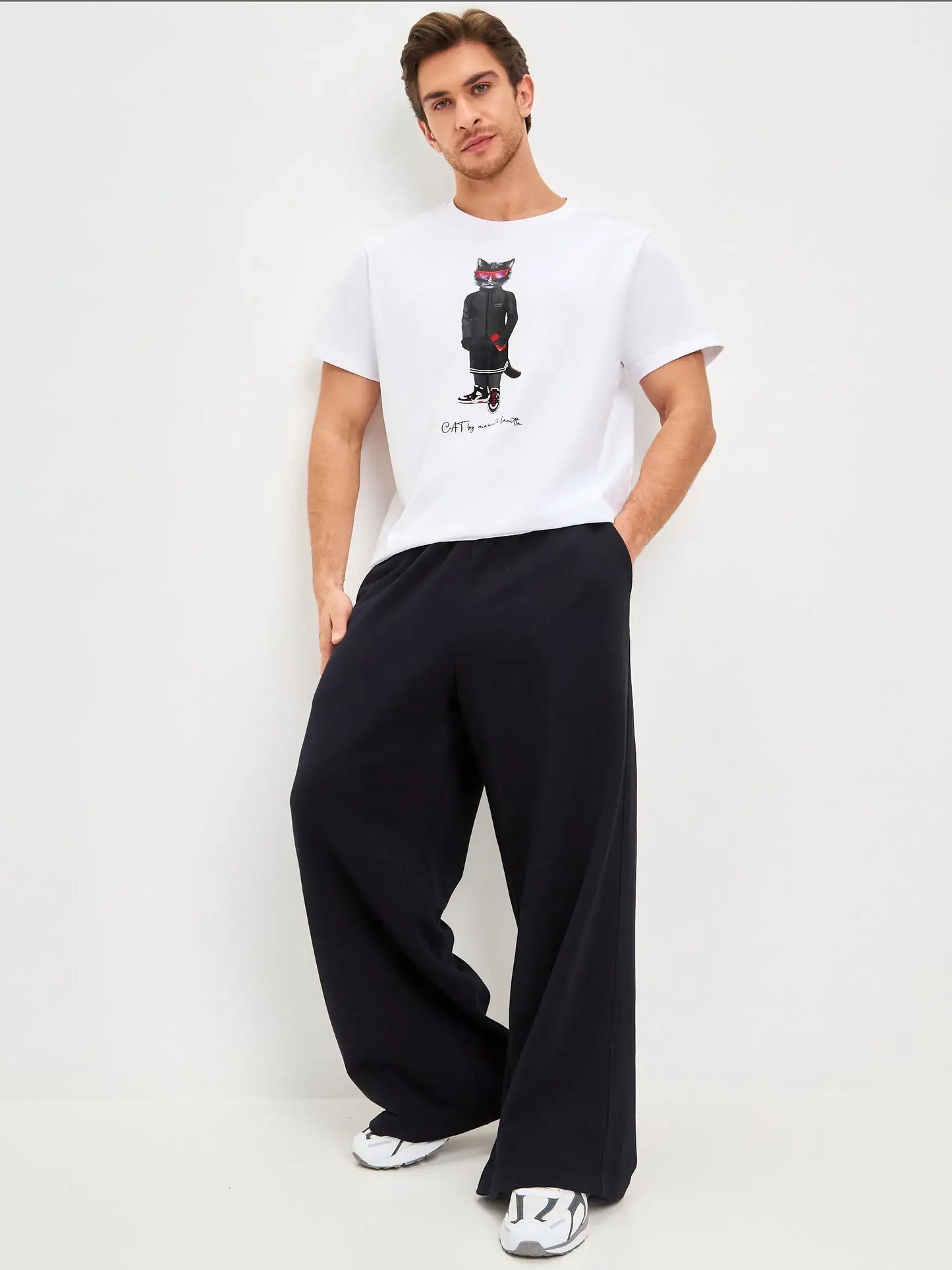 White T-shirt Sport Cat | T-shirt For Cat Lovers | Cat e Lolette