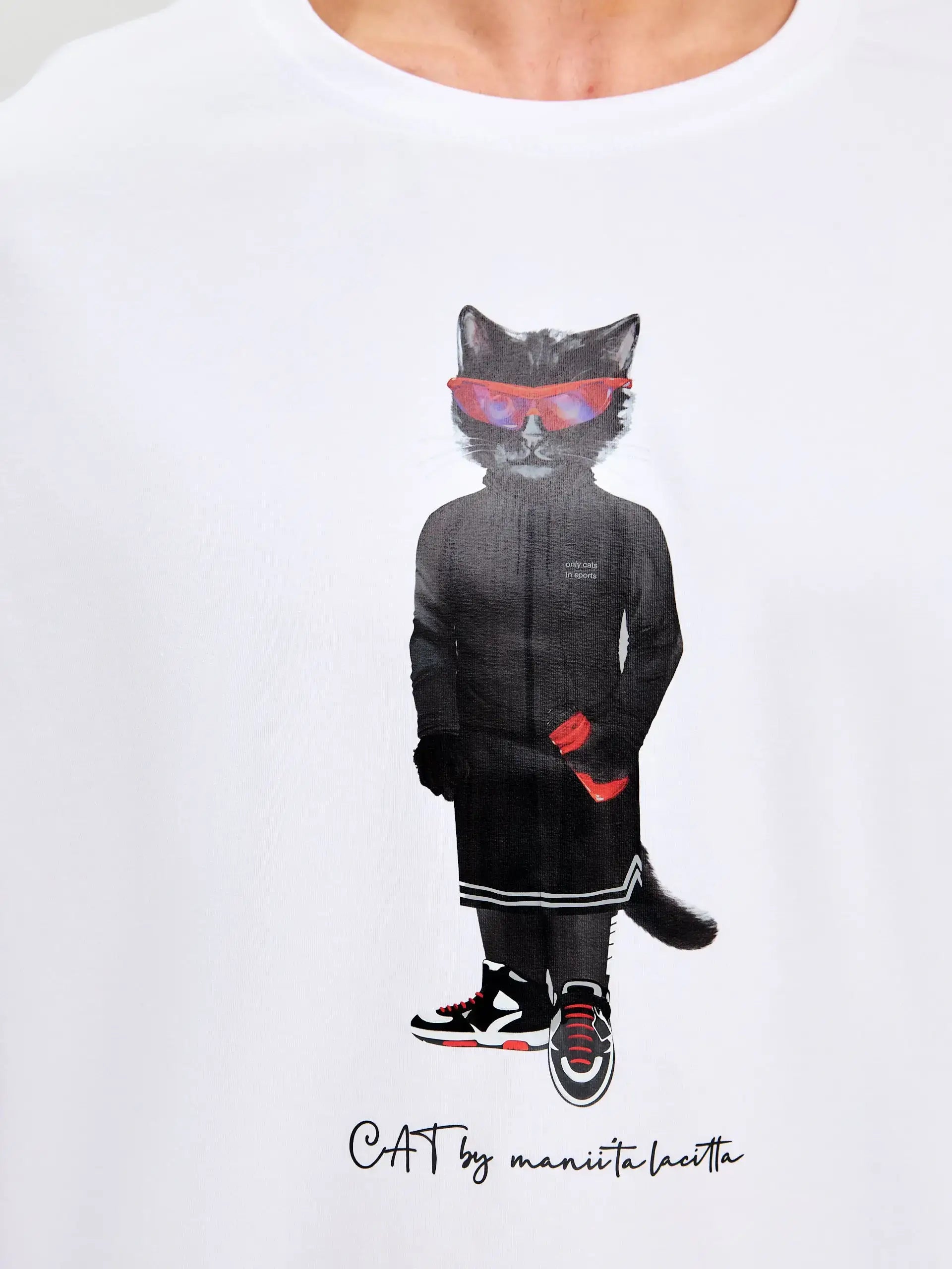 White T-shirt Sport Cat | T-shirt For Cat Lovers | Cat e Lolette